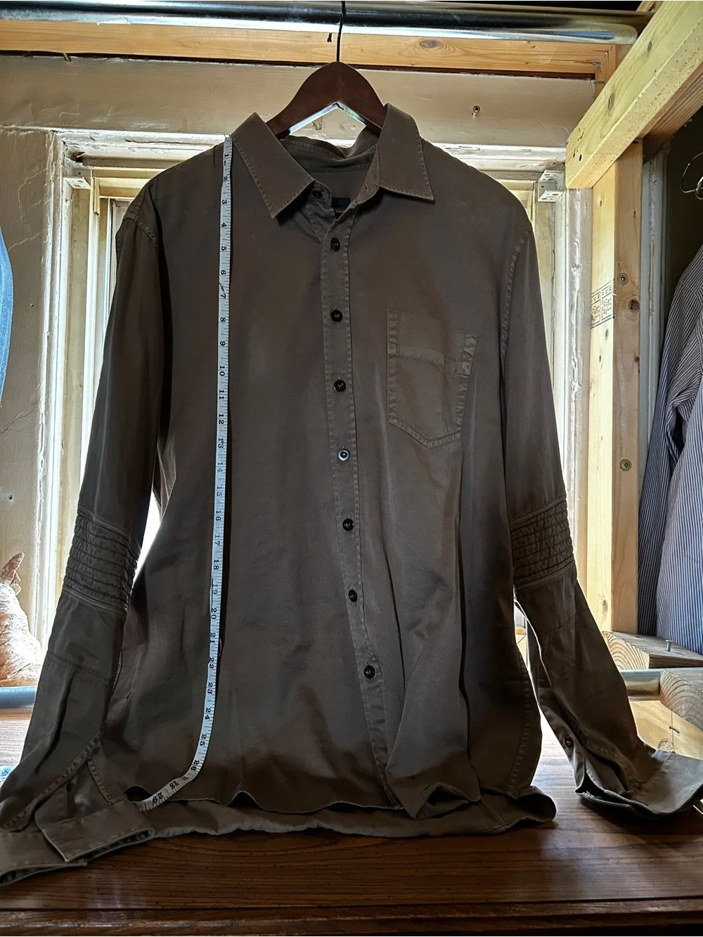Gucci Men's Button-Down Shirt in Brown